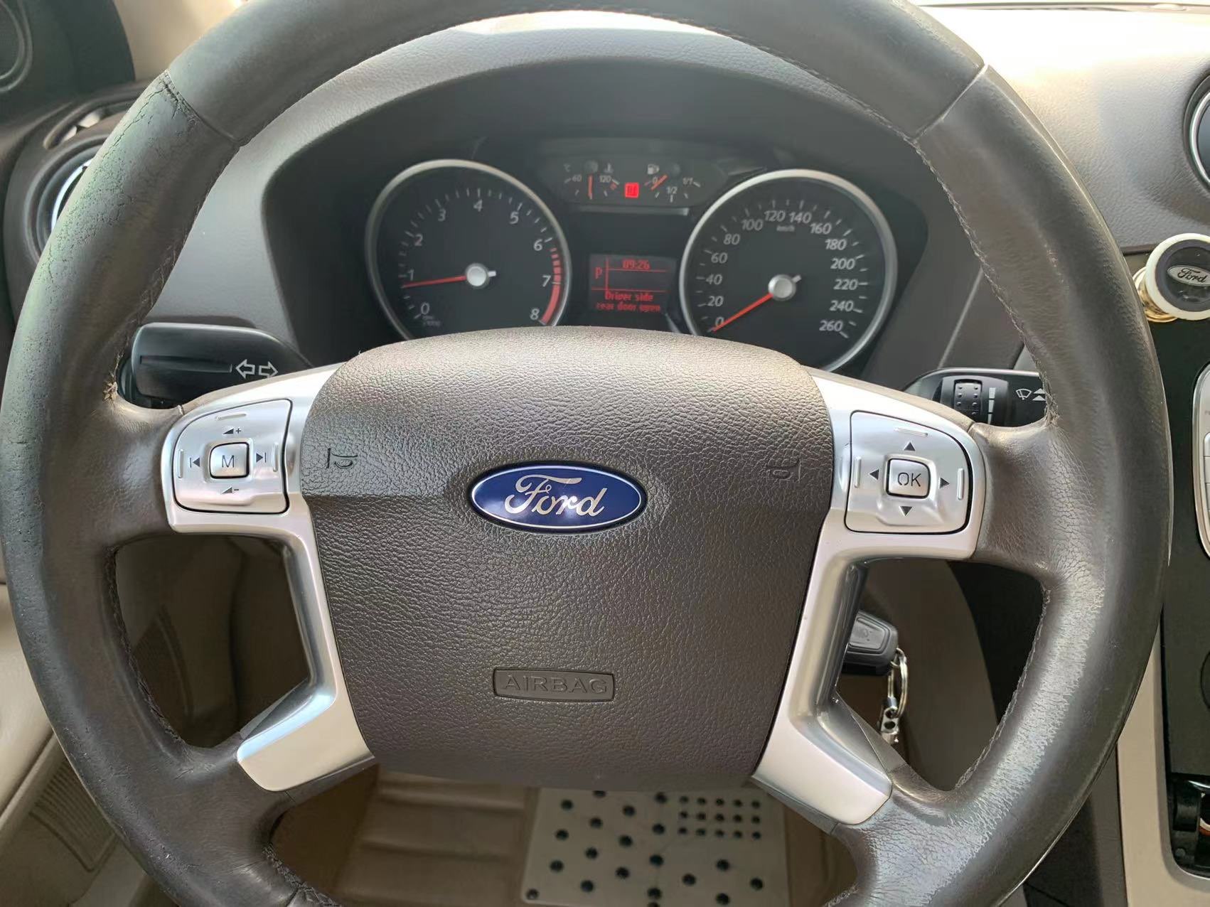 Ford Zhisheng 2015 #13 Ford Zhisheng 2015 car image #13