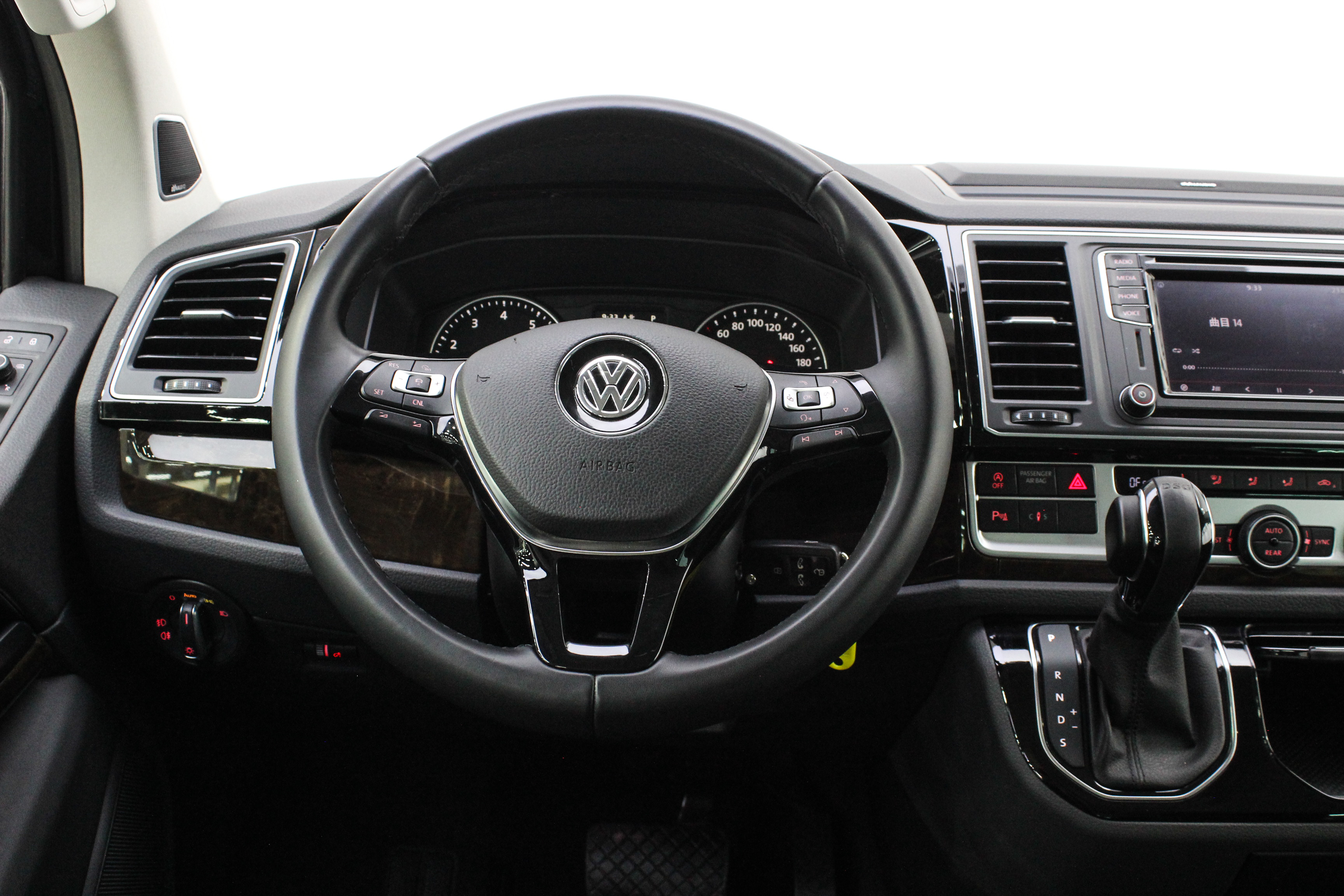 Volkswagen Multivan 2019 #13 Volkswagen Multivan 2019 imagem de carro #13