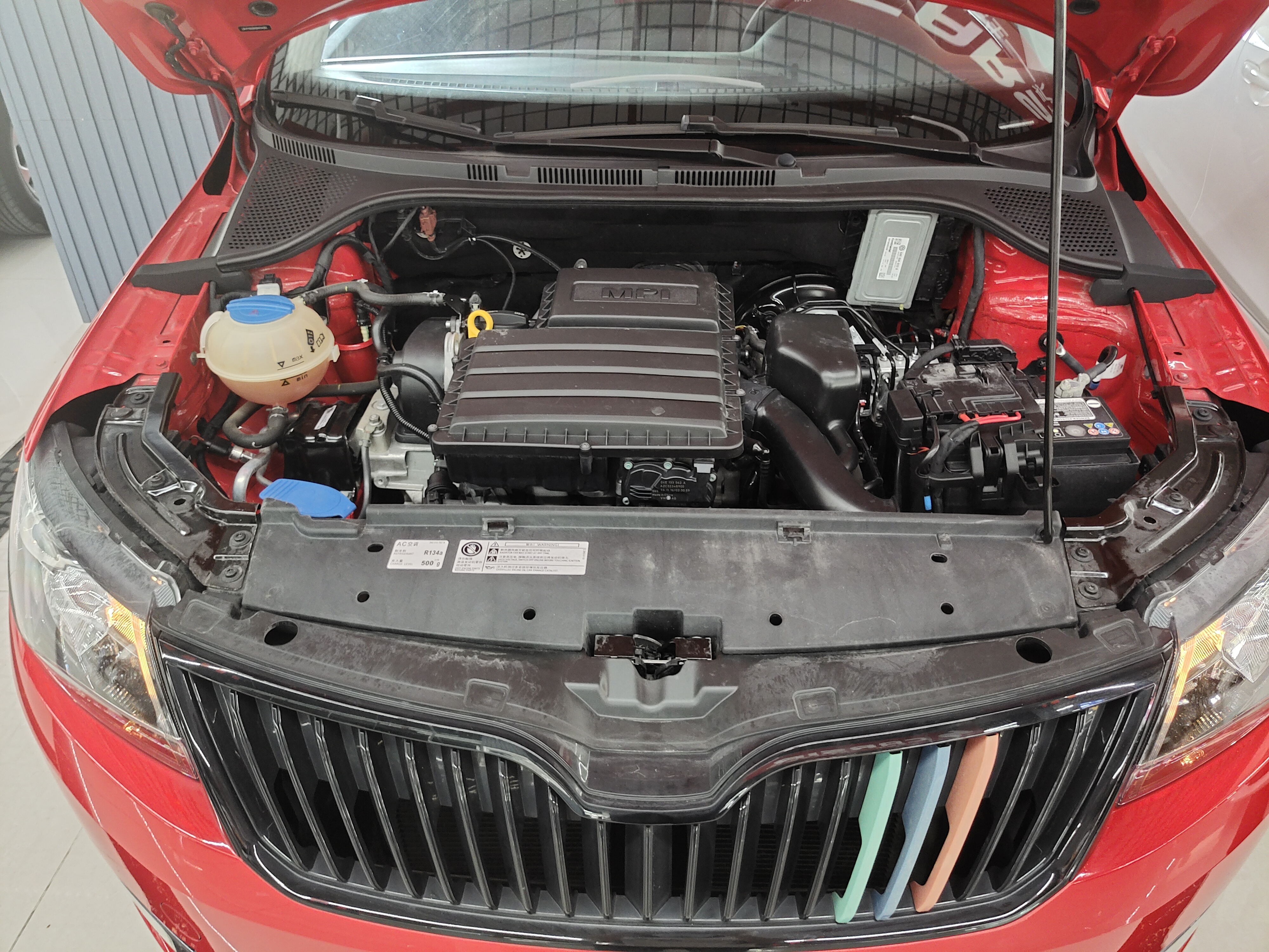 Skoda Rapid Spaceback 2016 car image #13