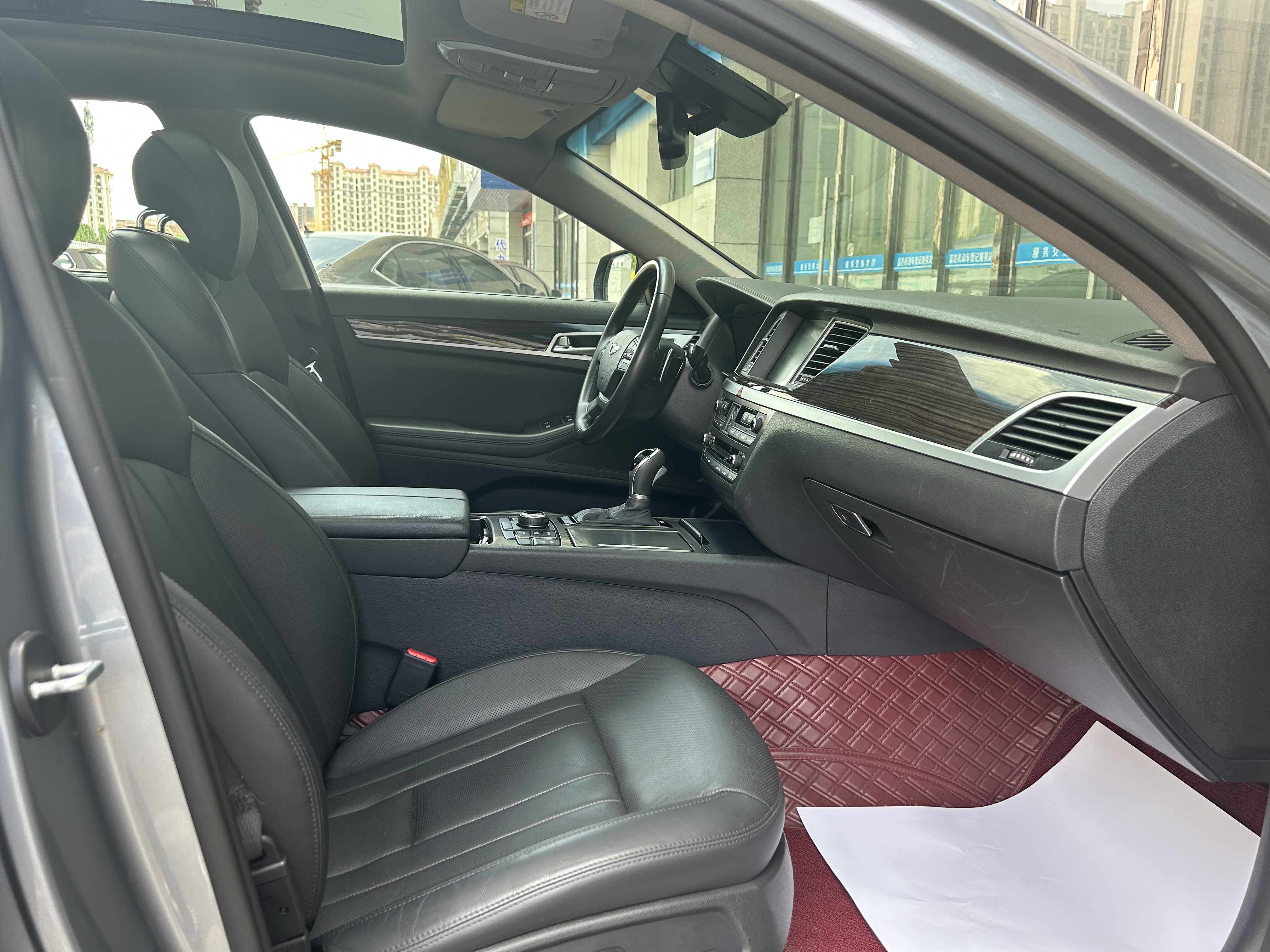 Hyundai Genesis 2015 #13 Hyundai Genesis 2015 car image #13