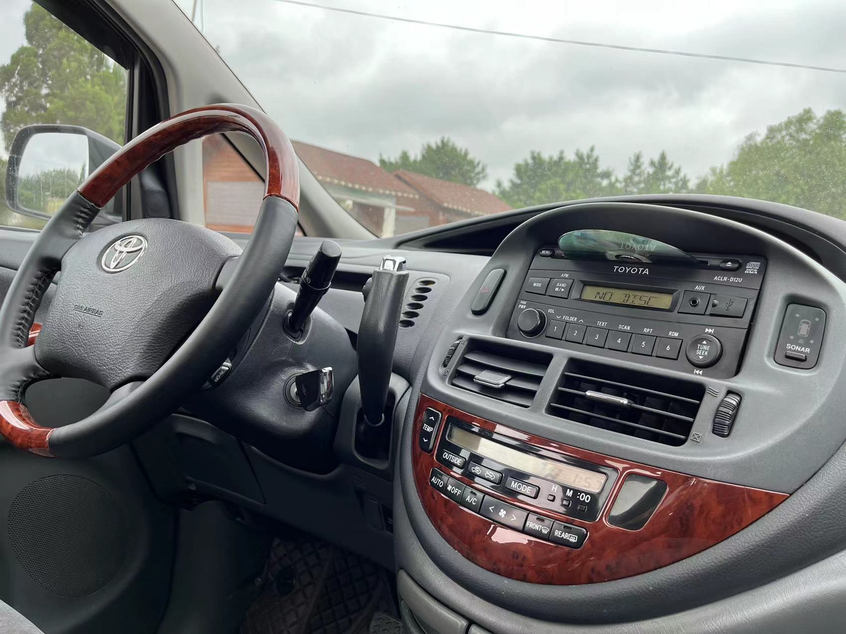 Toyota Previa 2005 car image #13