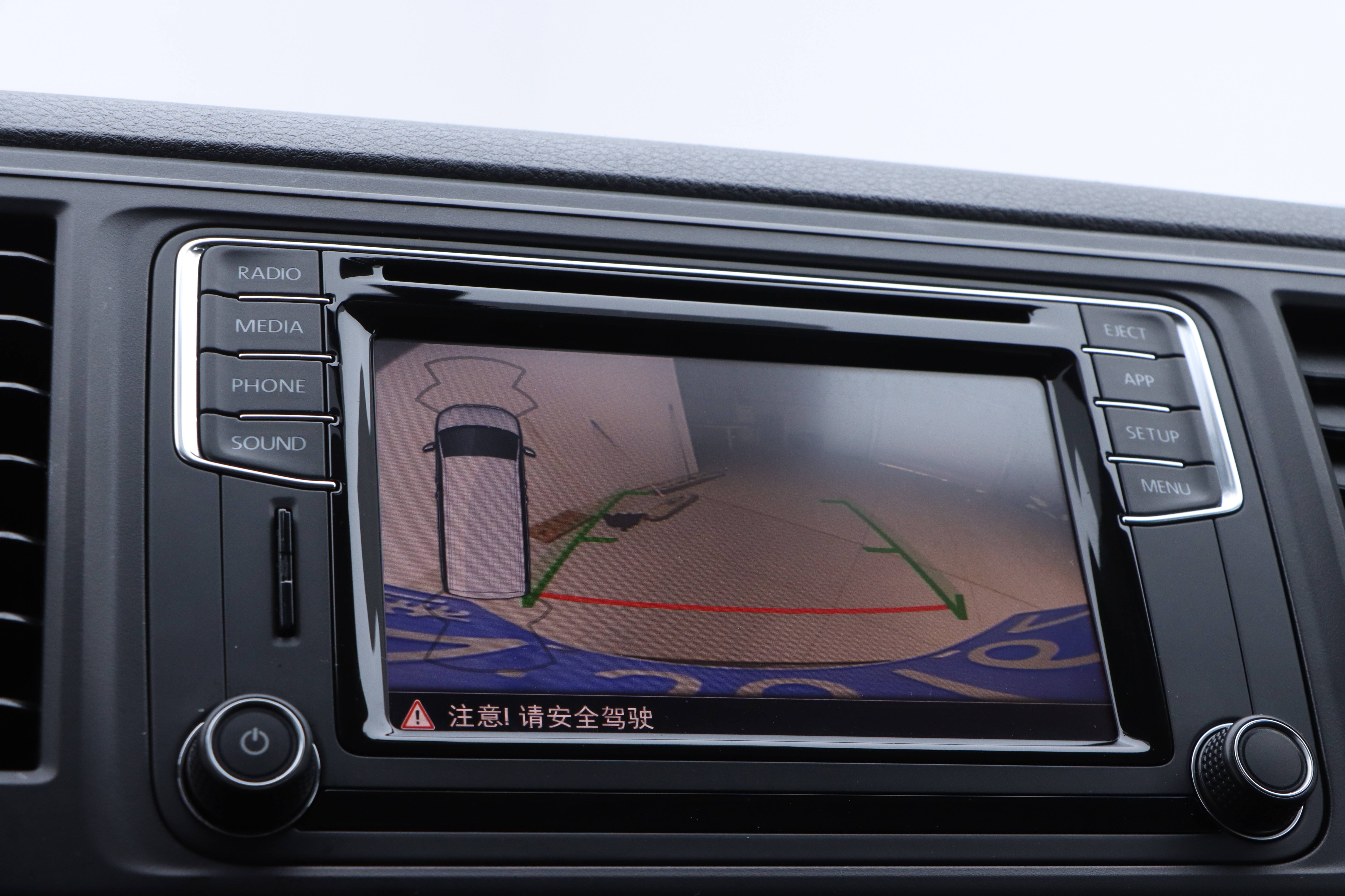 Volkswagen Caravelle 2018 immagine di auto #13