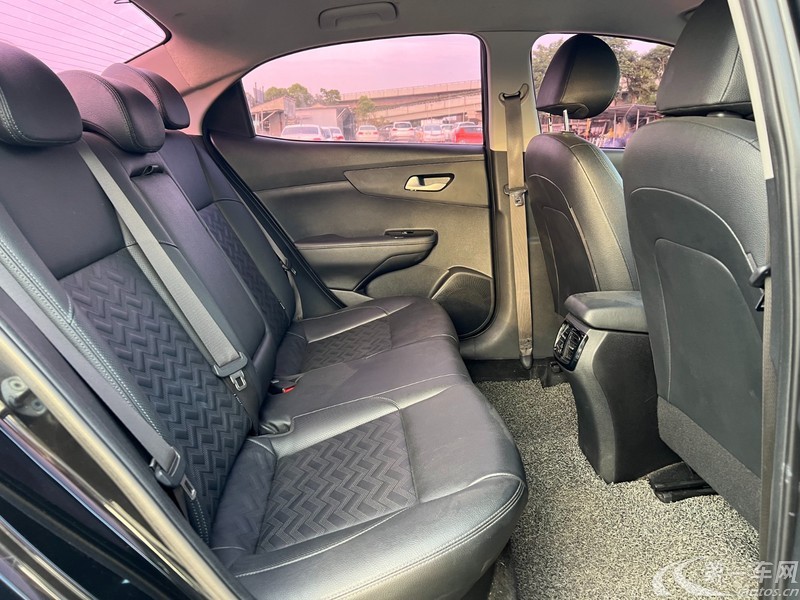 起亚 福瑞迪 2018 汽车图片 #13