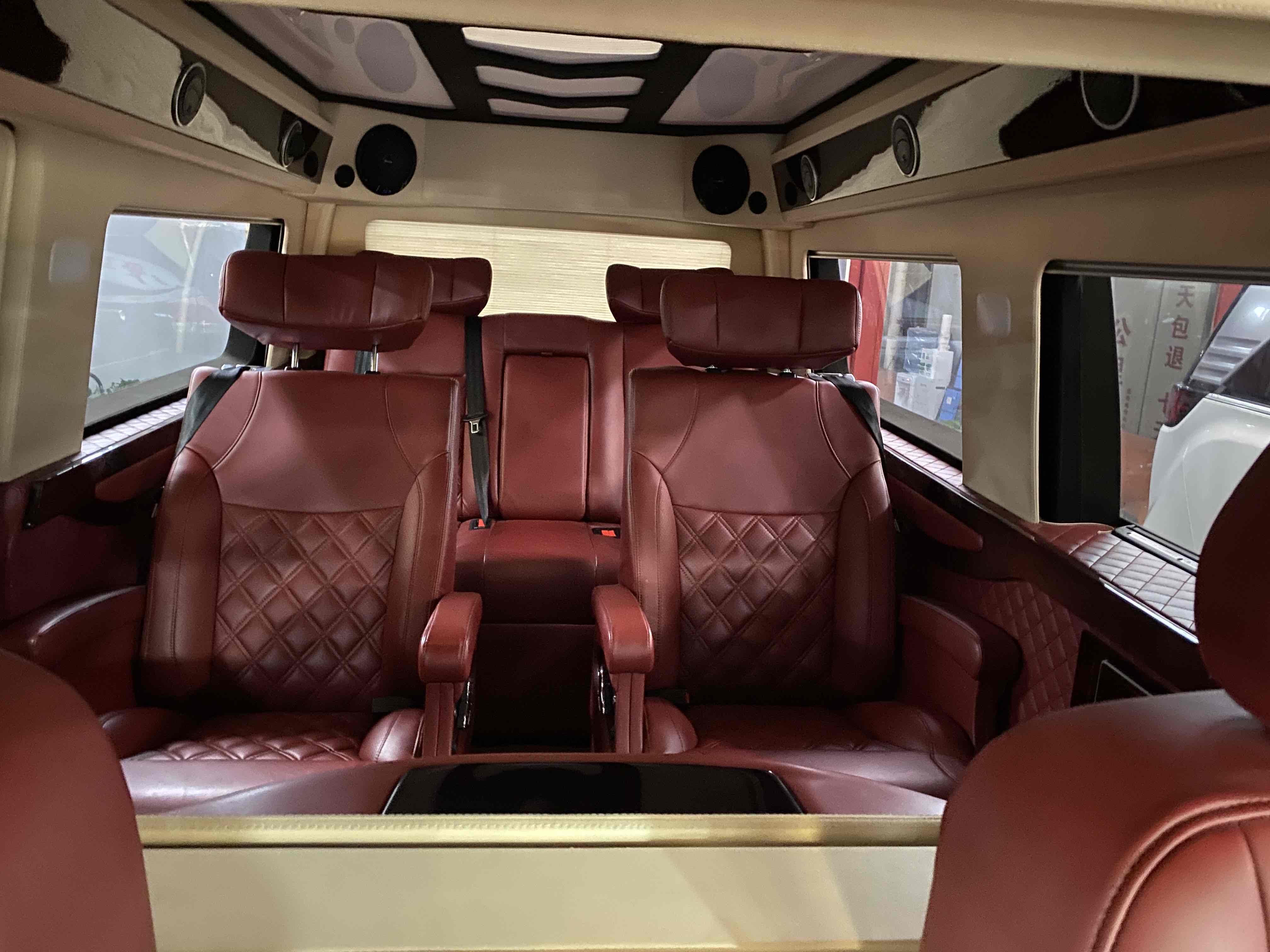 Volkswagen Caravelle 2019 car image #13