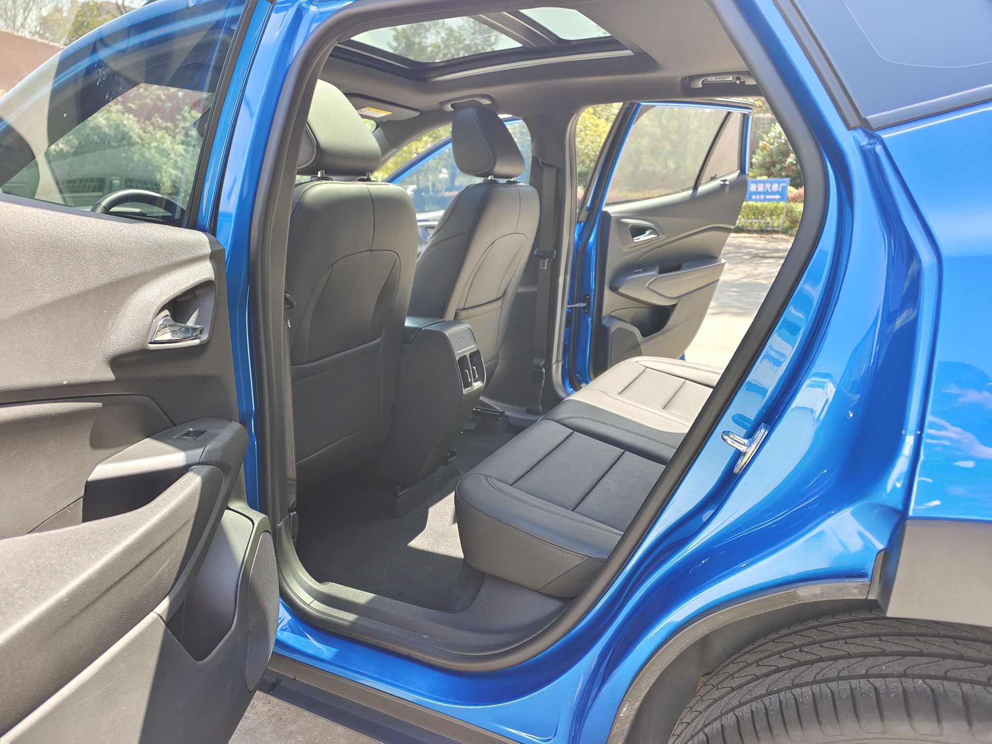 Mercedes-Benz Maybach S Class New Energy 2022 car image #13