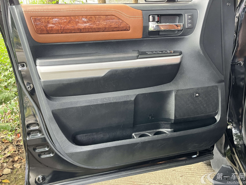 Toyota Tundra 2019 immagine di auto #13