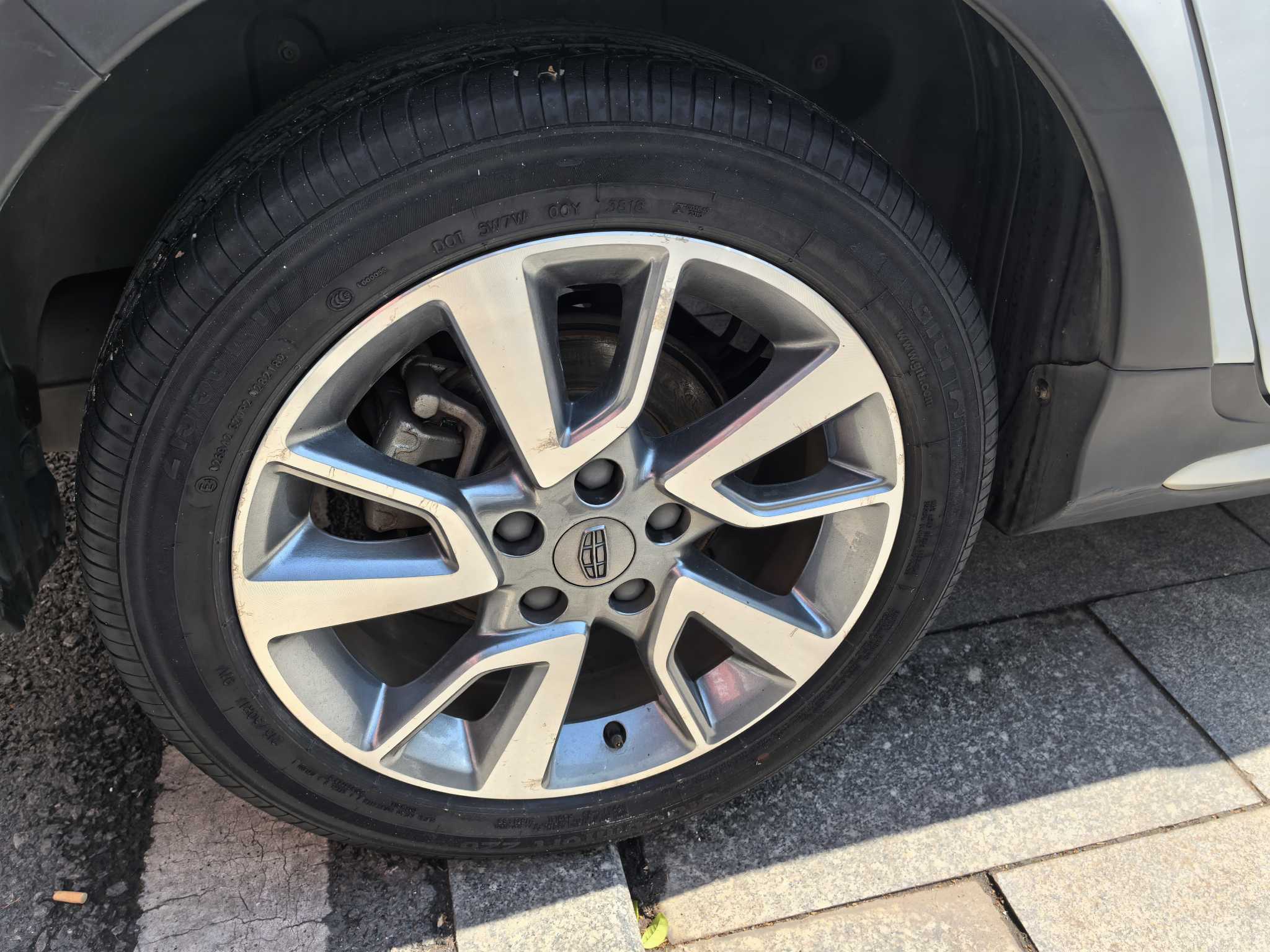 GEELY Vision S1 2019 car image #13