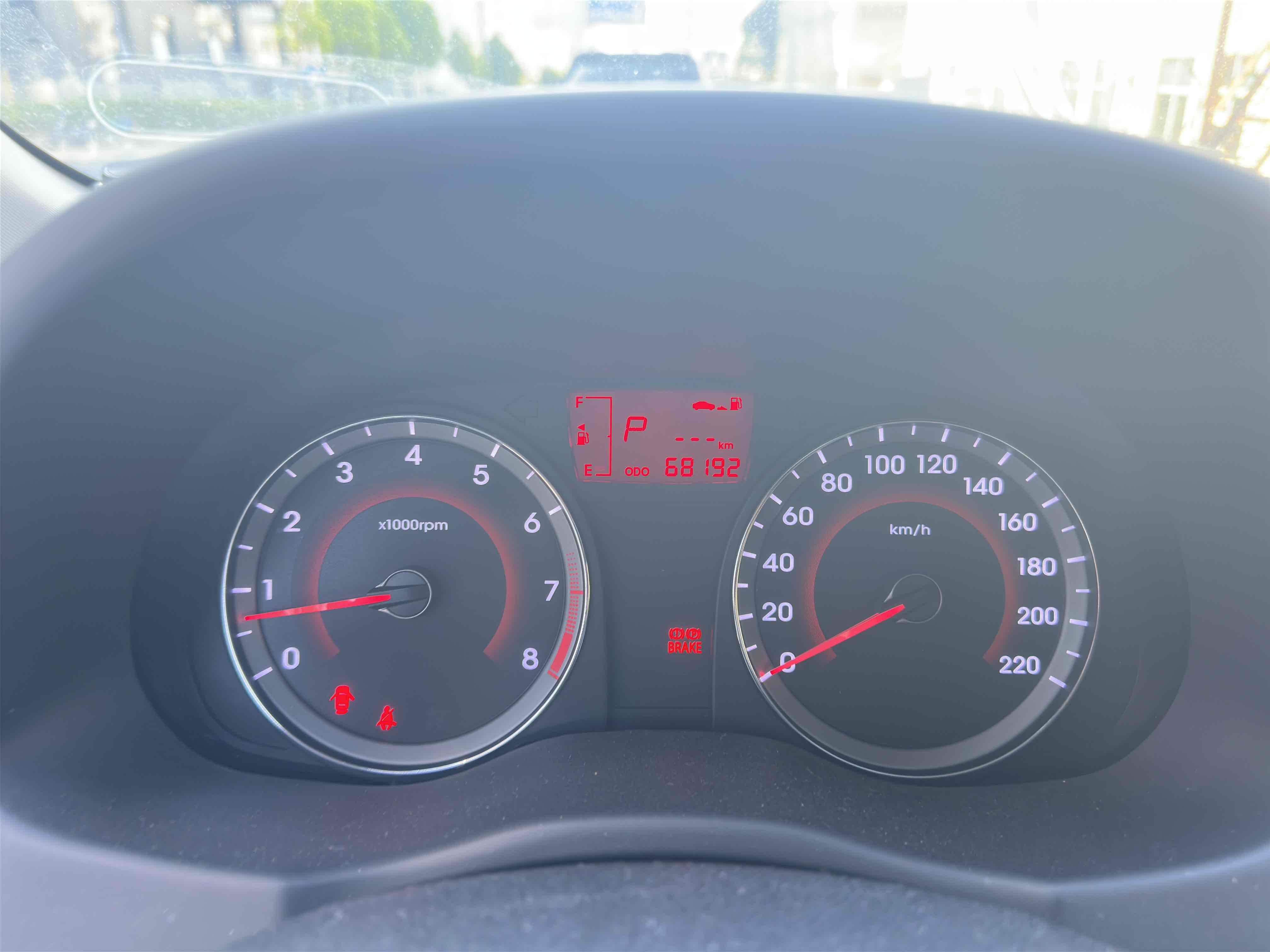 Hyundai Reina Hatchback 2016 imagem de carro #13