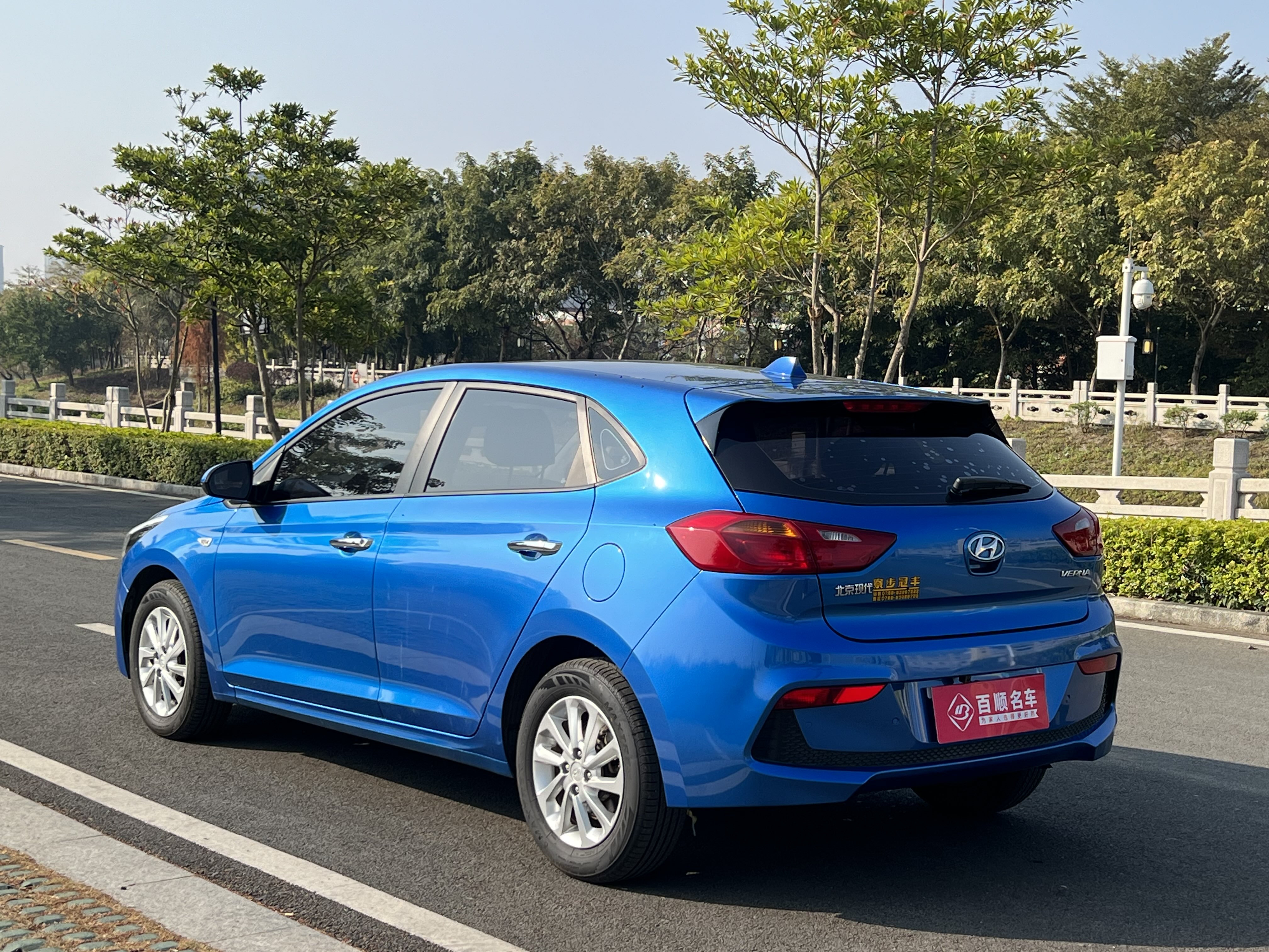 Hyundai Verna RV 2017 immagine di auto #13