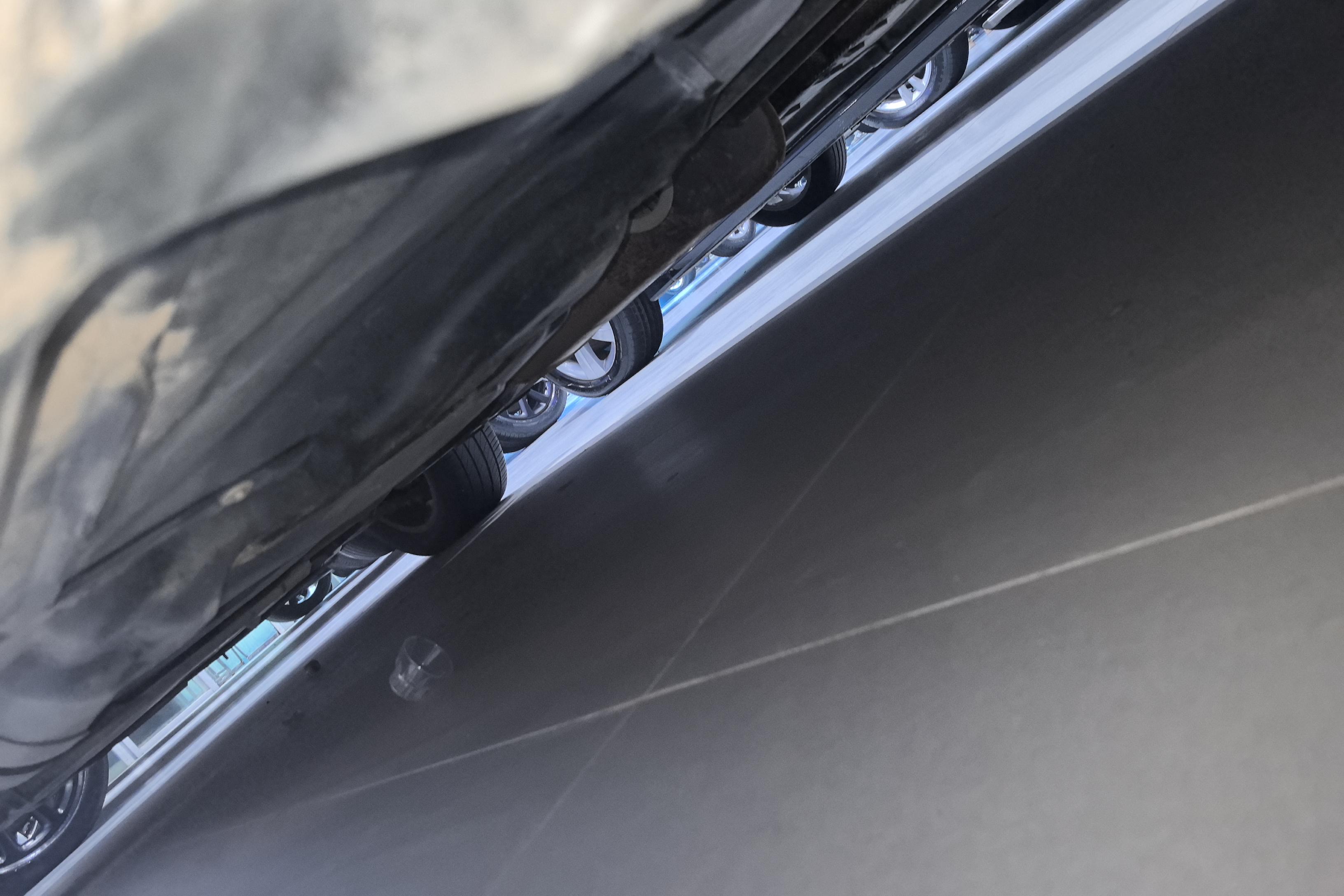 Volkswagen Caravelle 2018 immagine di auto #13