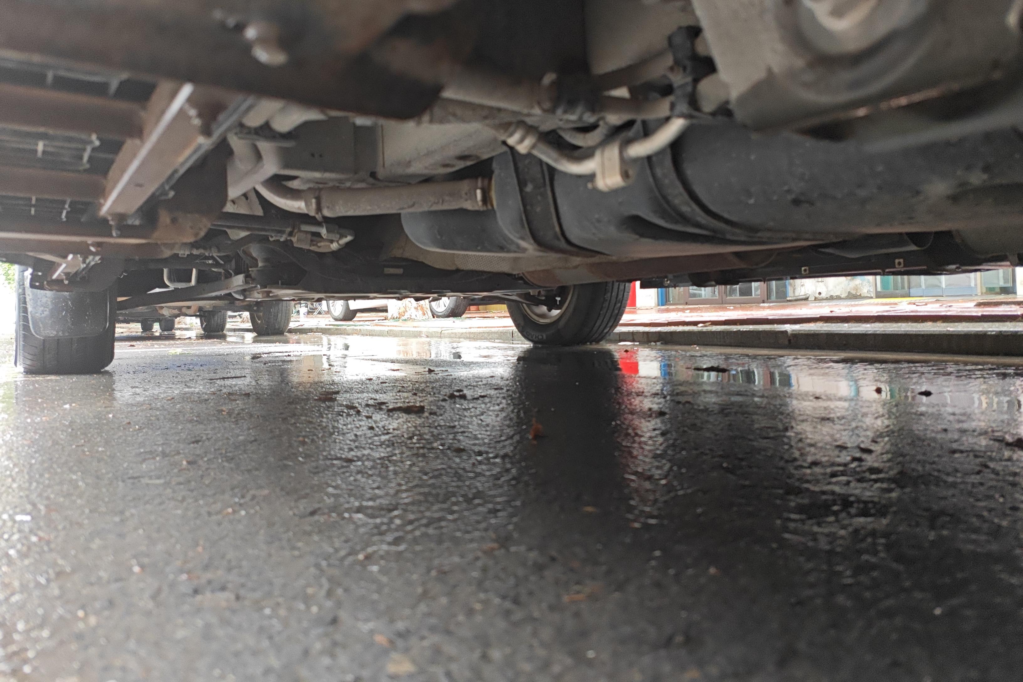 Ford Tourneo 2016 immagine di auto #13