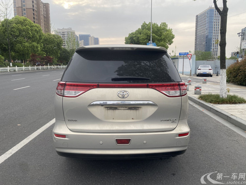 Toyota Previa 2010 car image #13