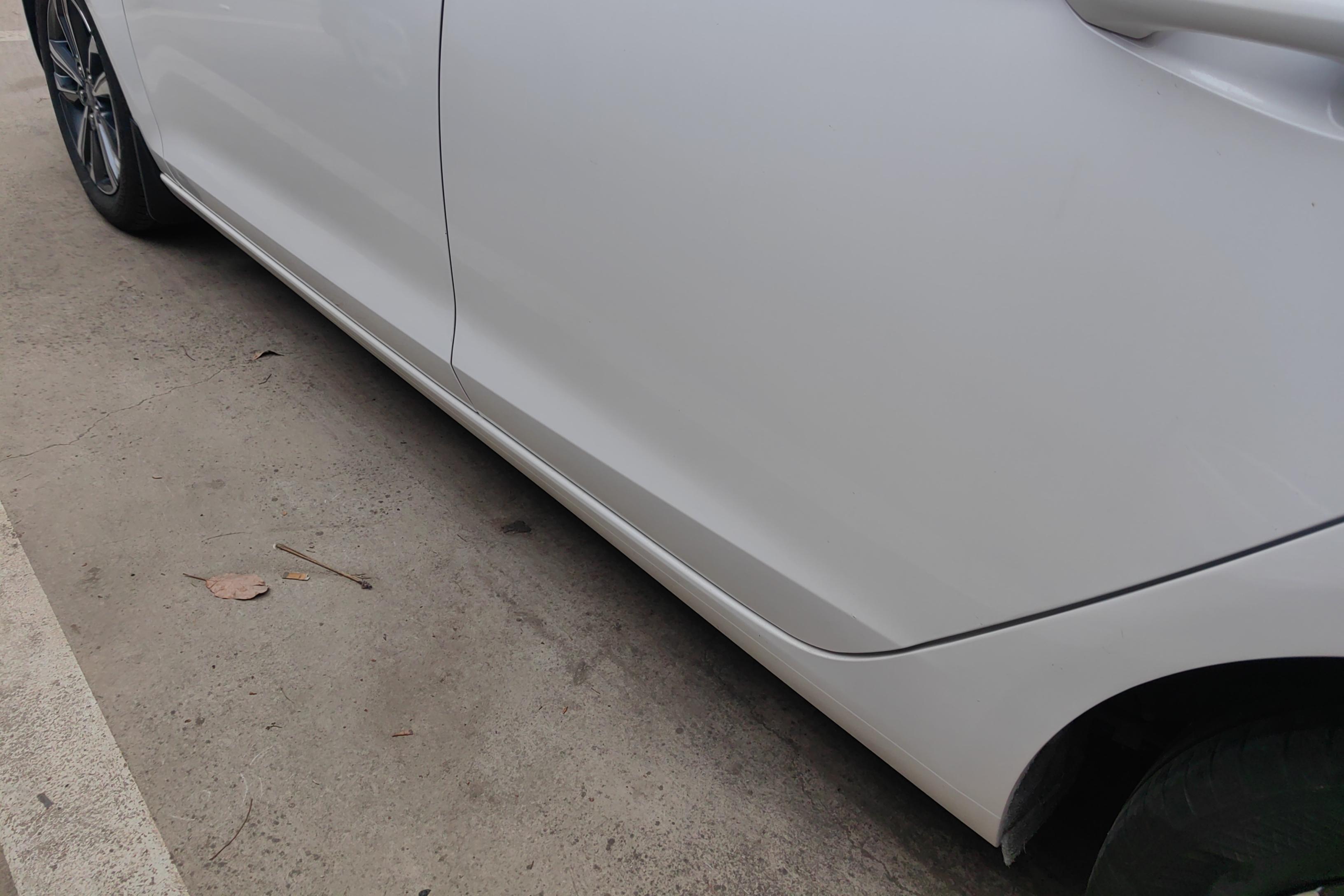 Ford Escort 2021 car image #13