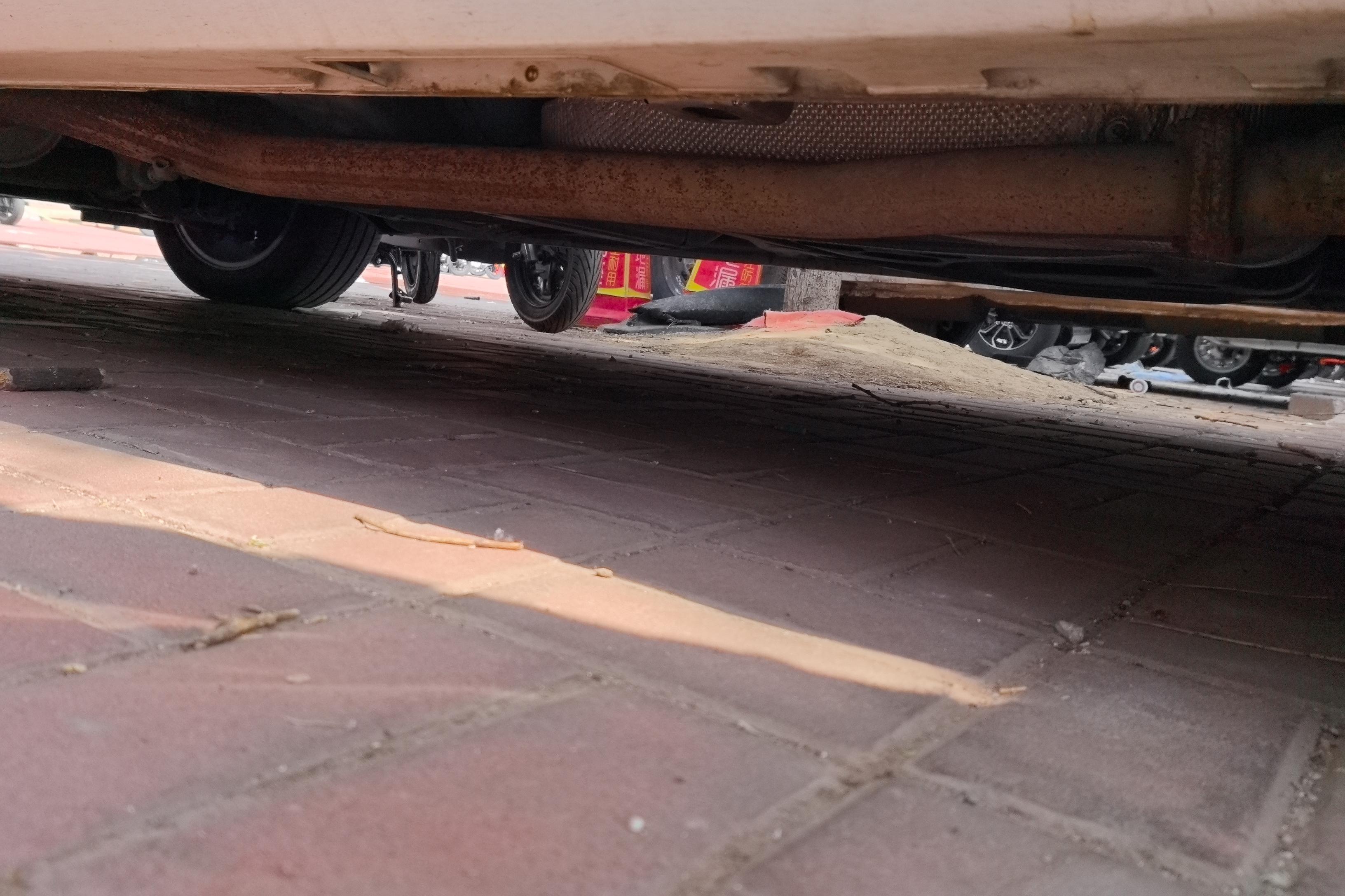 GAC Trumpchi M6 2019 car image #13