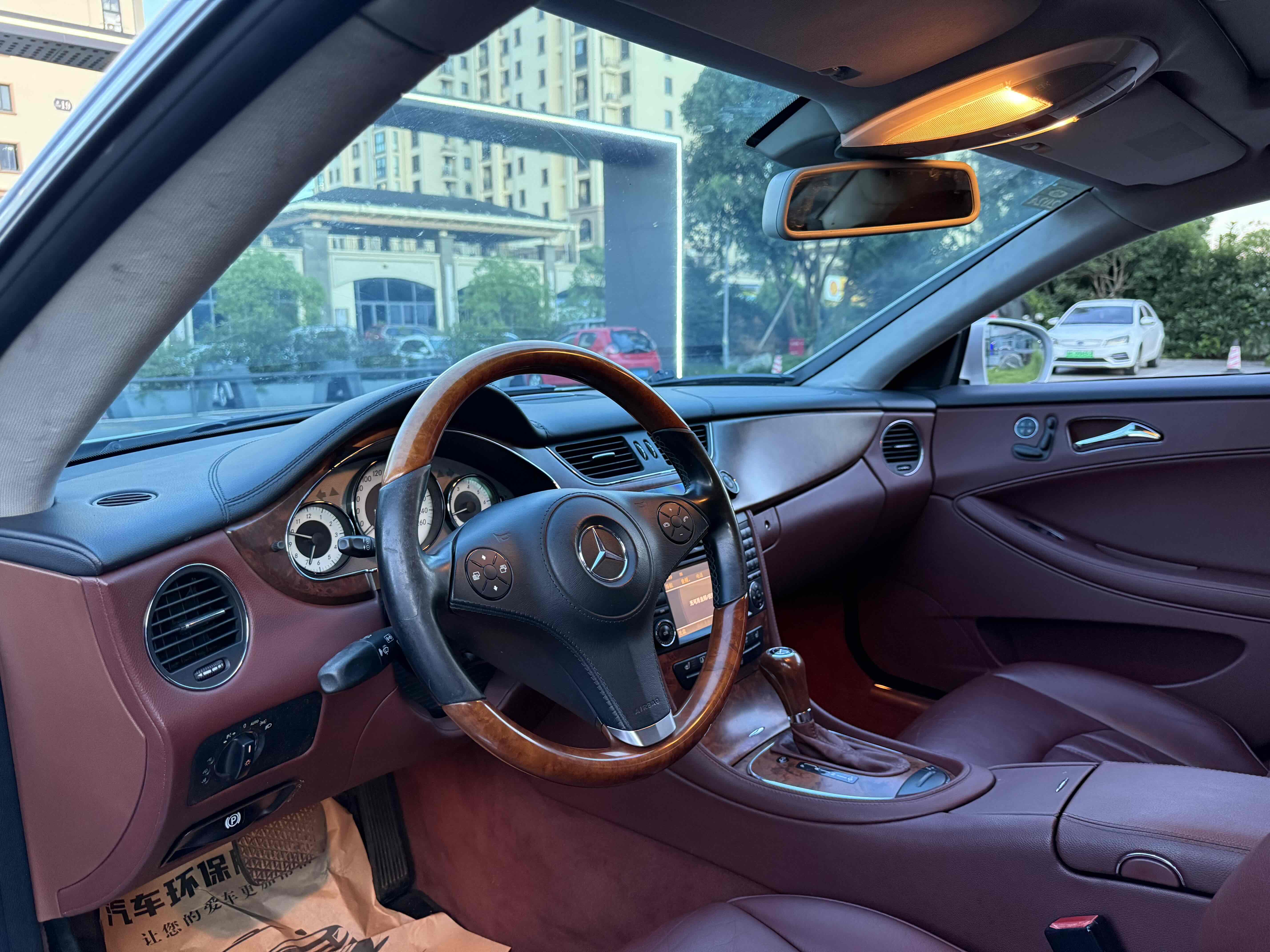 Mercedes-Benz CLS Class 2010 #13 Mercedes-Benz CLS Class 2010 car image #13