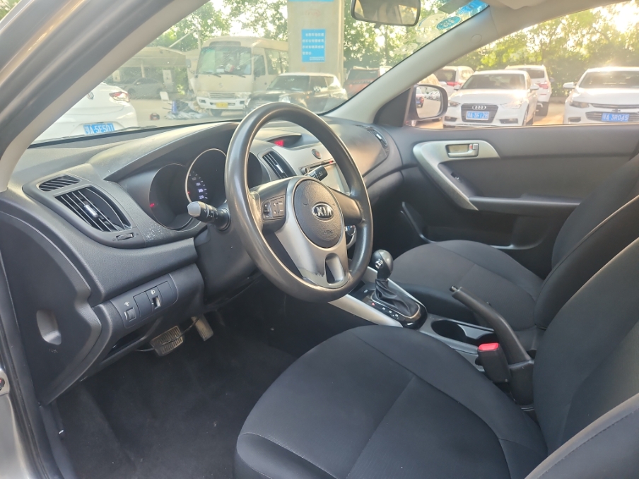 Kia Forte 2014 imagen de coche #13