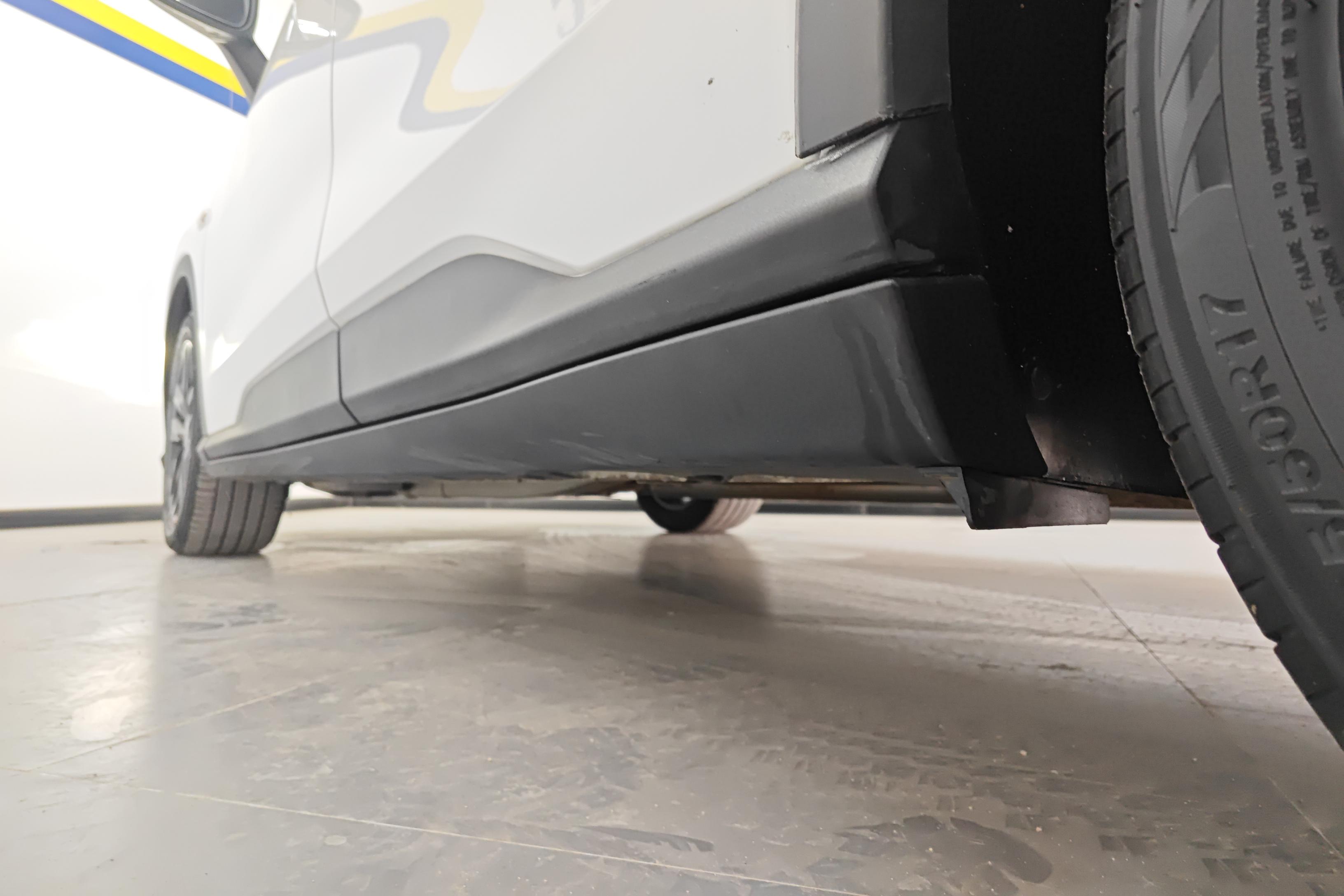 Chevrolet Orlando 2023 car image #13