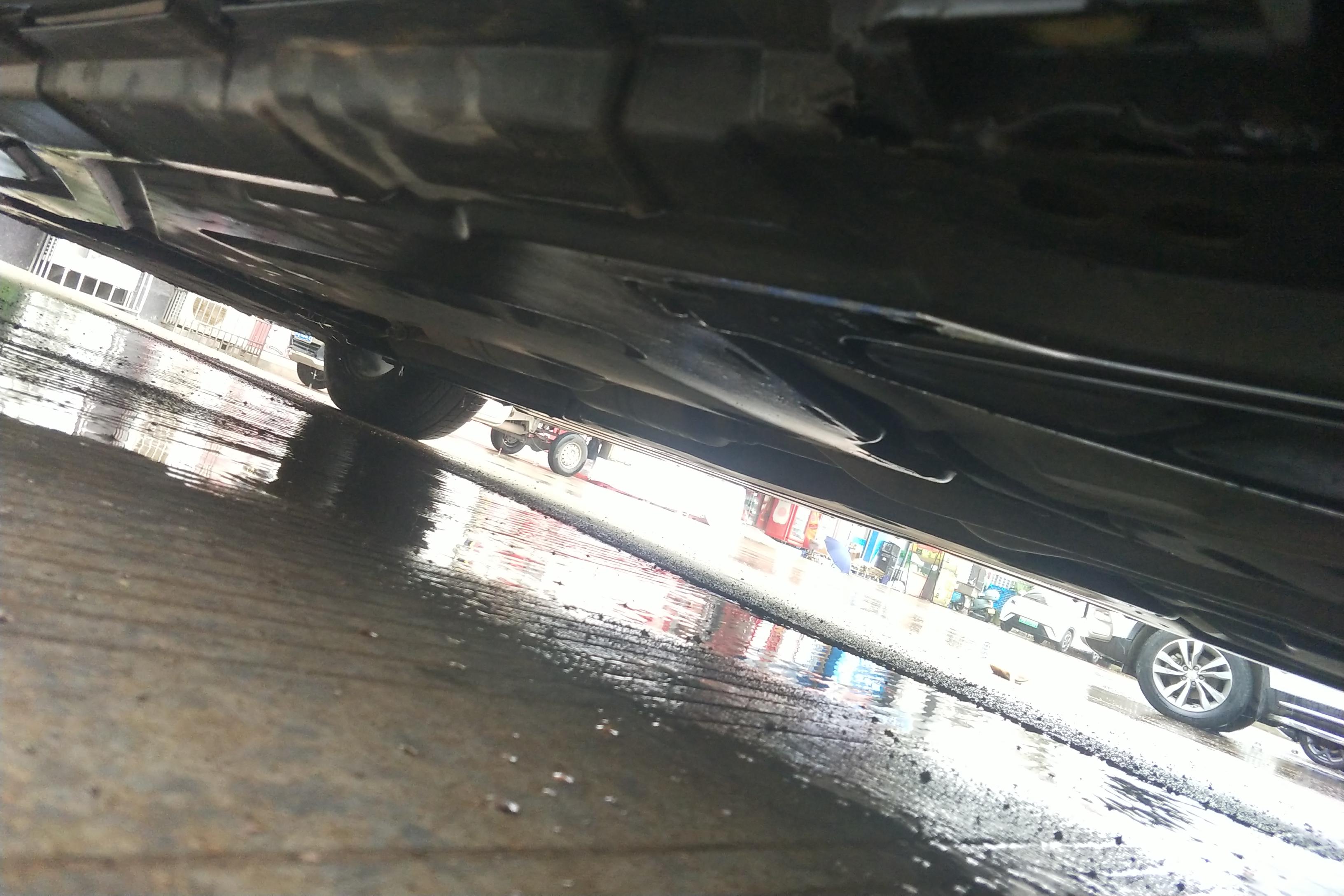 Mercedes-Benz R Class 2009 car image #13