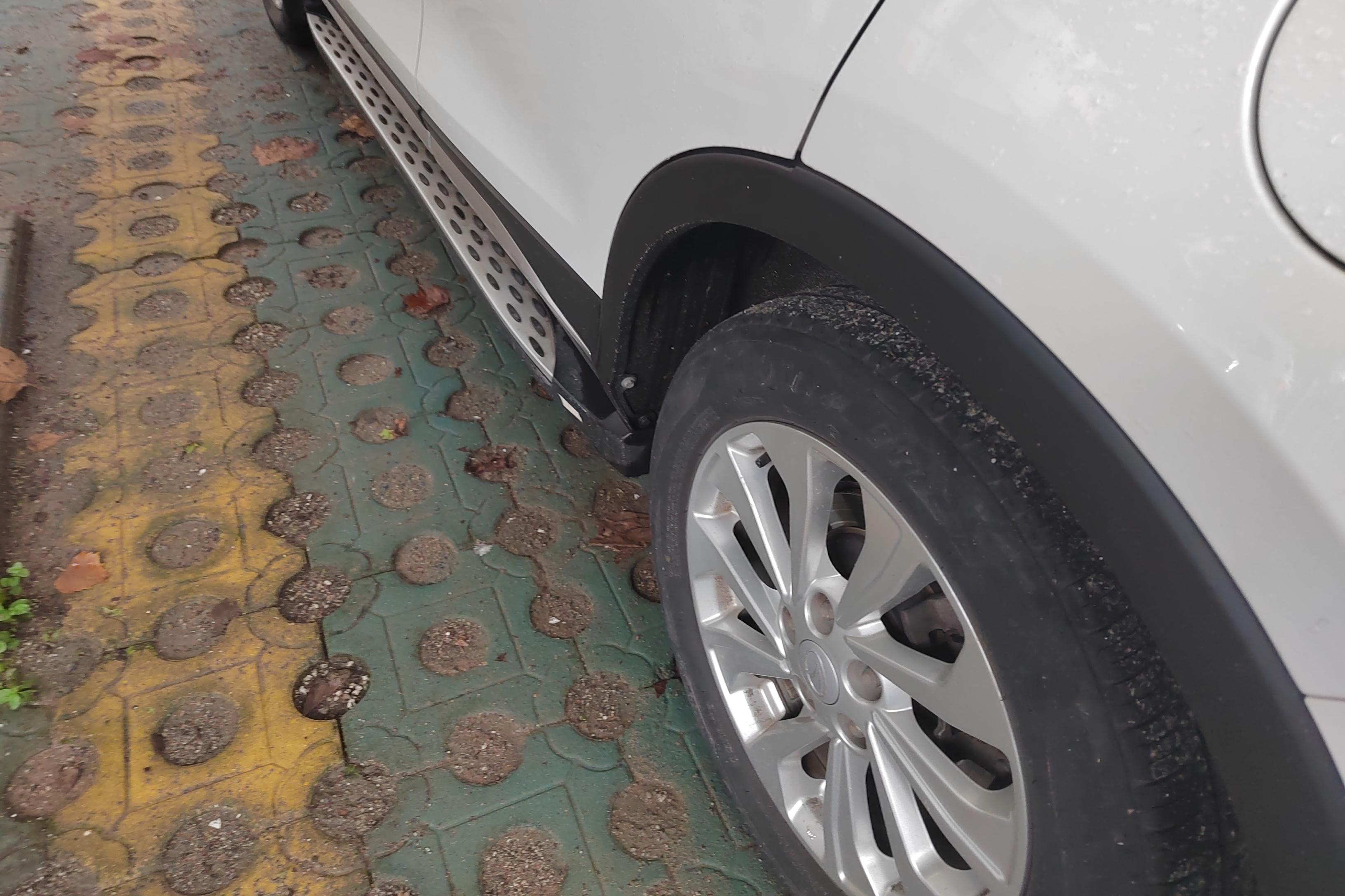 Soueast DX5 2021 car image #13