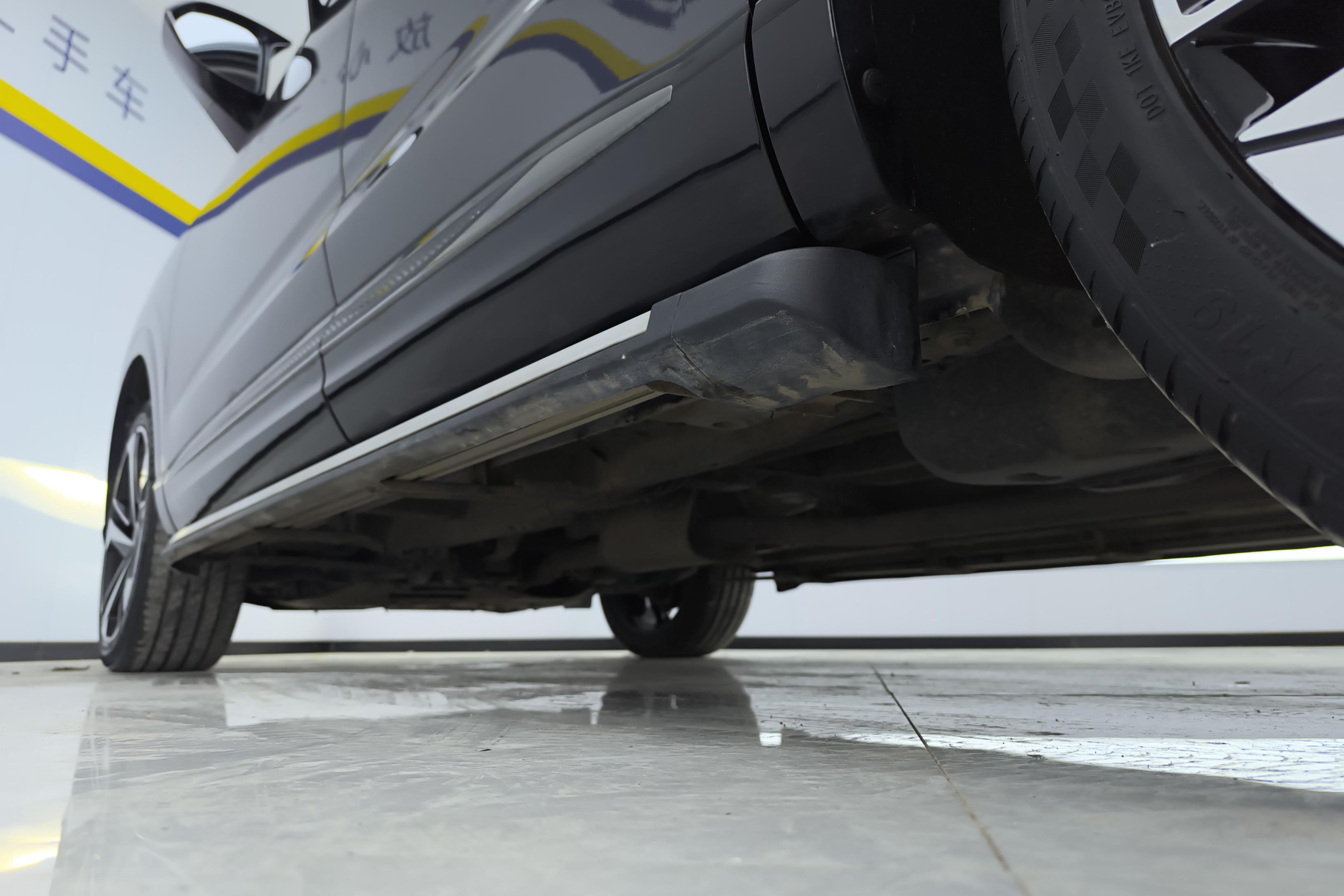 Roewe RX5 MAX 2023 изображение автомобиля #13