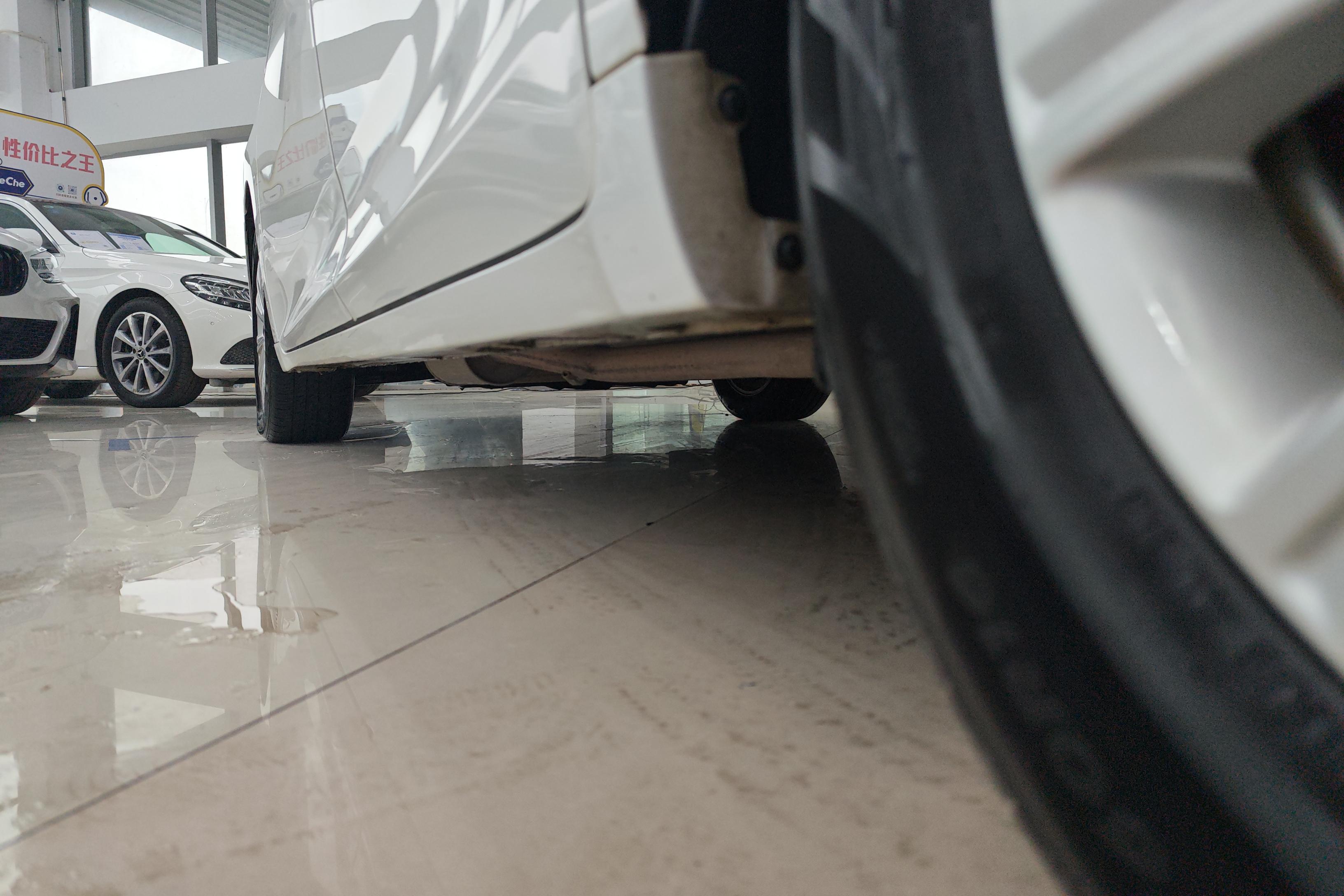 GAC Trumpchi M6 2019 car image #13