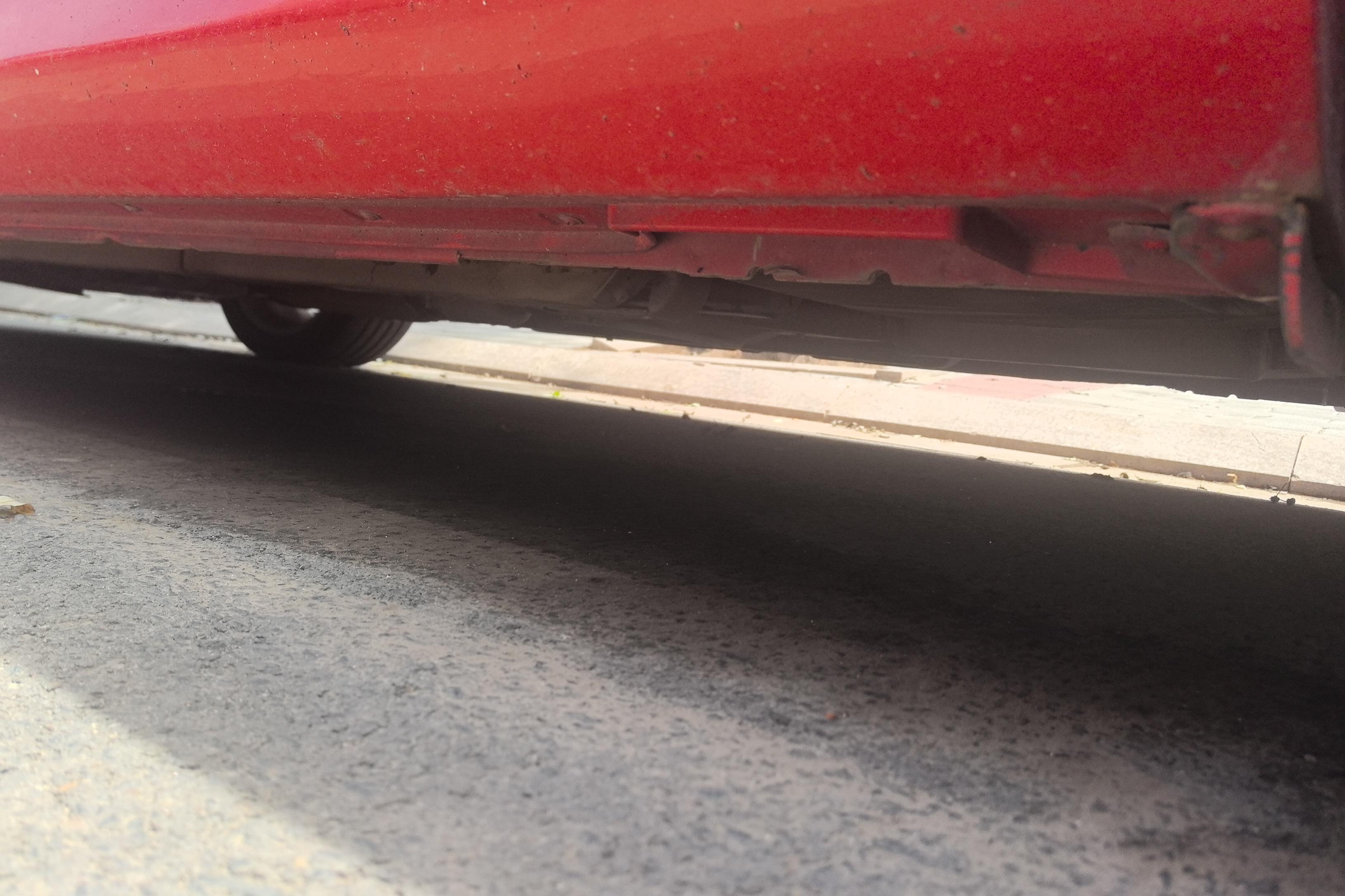 Hyundai Rohens 2011 car image #13