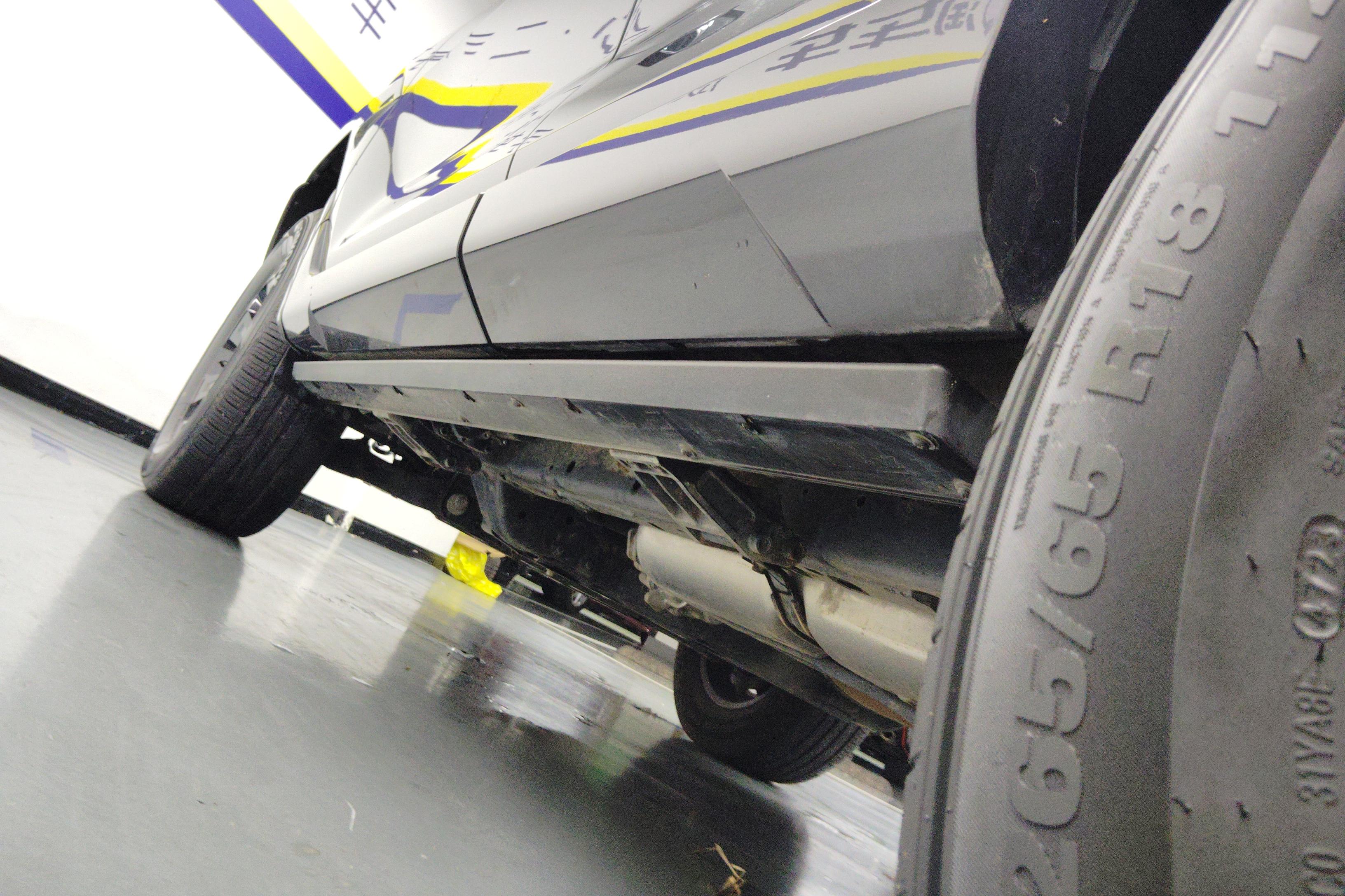 Tank 400 2023 car image #13