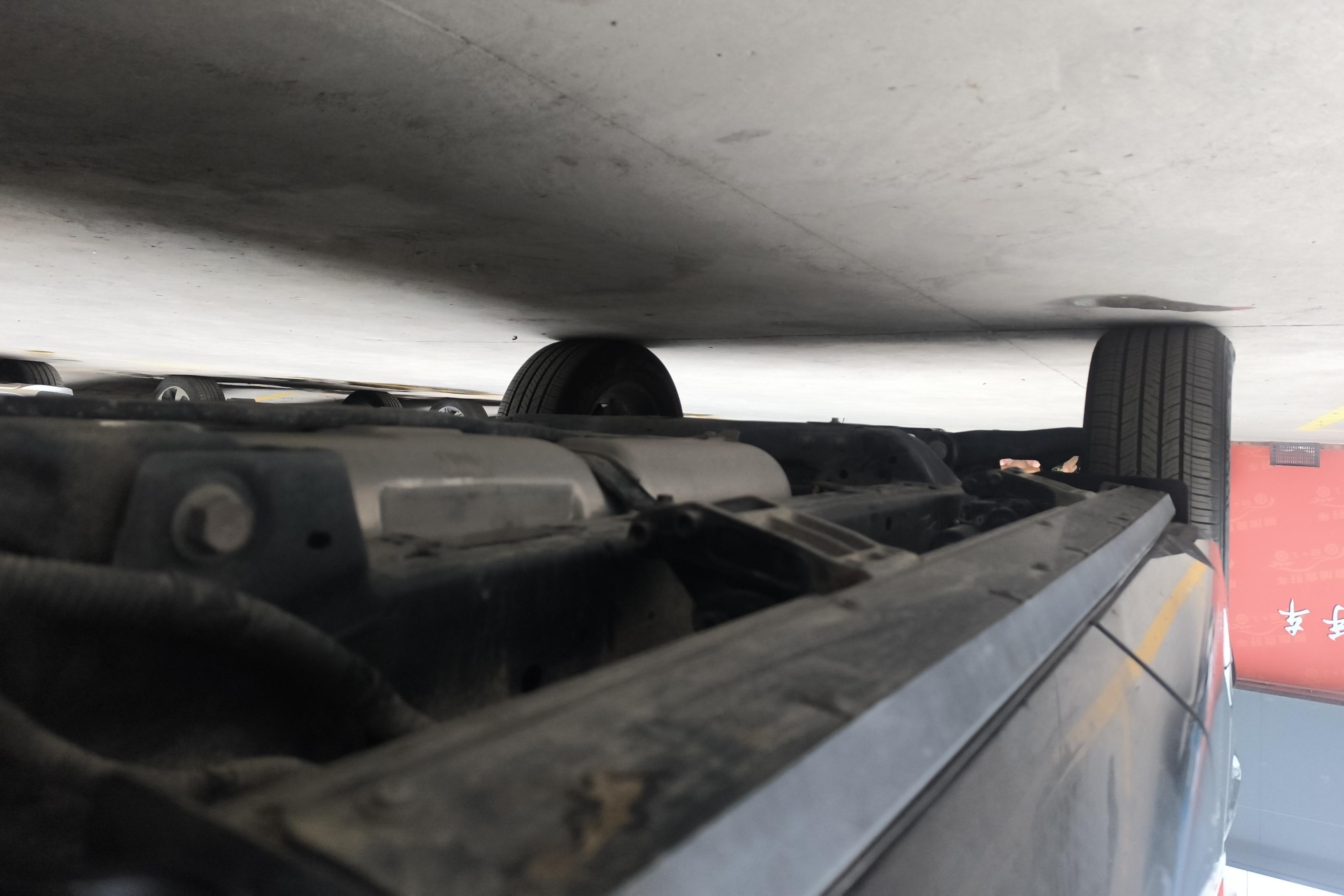 Tank 400 2024 изображение автомобиля #13