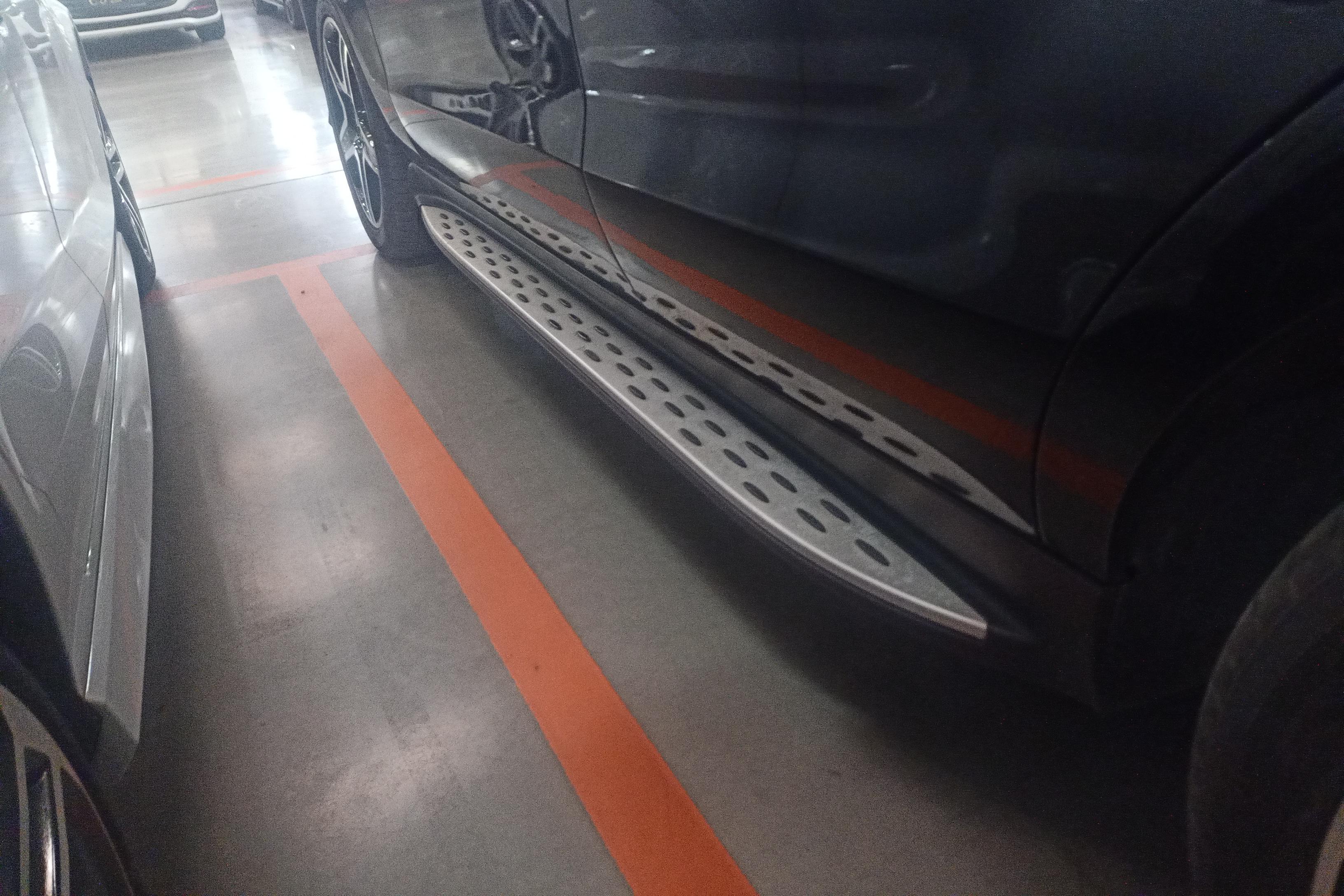 Mercedes-Benz GLE AMG 2018 car image #13