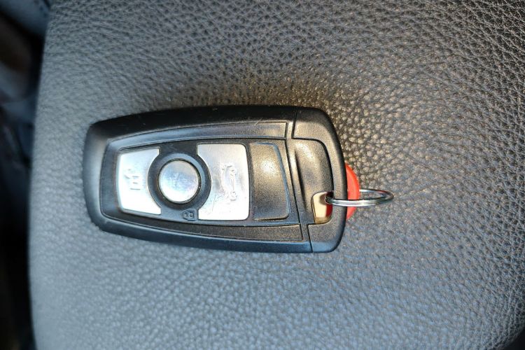 BMW 3 Series (Imported) 2016 #13 BMW 3 Series (Imported) 2016 imagen de coche #13