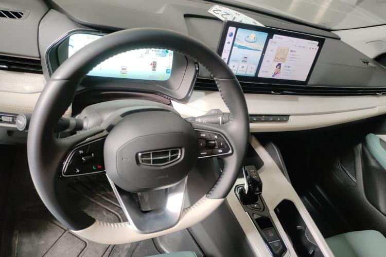 GEELY Emgrand L HiP 2023 car image #13