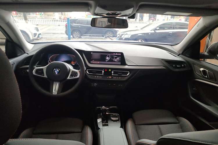 BMW 2 Series (Imported) 2024 #13 BMW 2 Series (Imported) 2024 car image #13