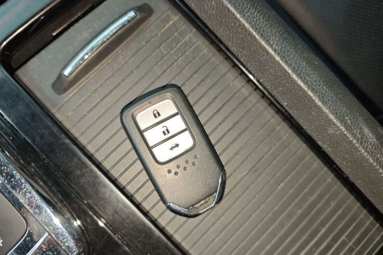 Honda Spirior 2017 #13 Honda Spirior 2017 car image #13