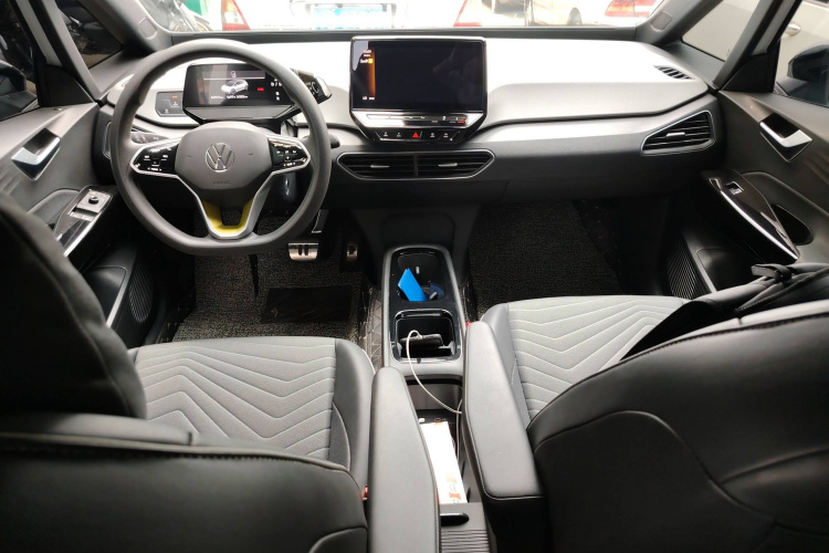 Volkswagen ID.3 2023 #13 Volkswagen ID.3 2023 car image #13