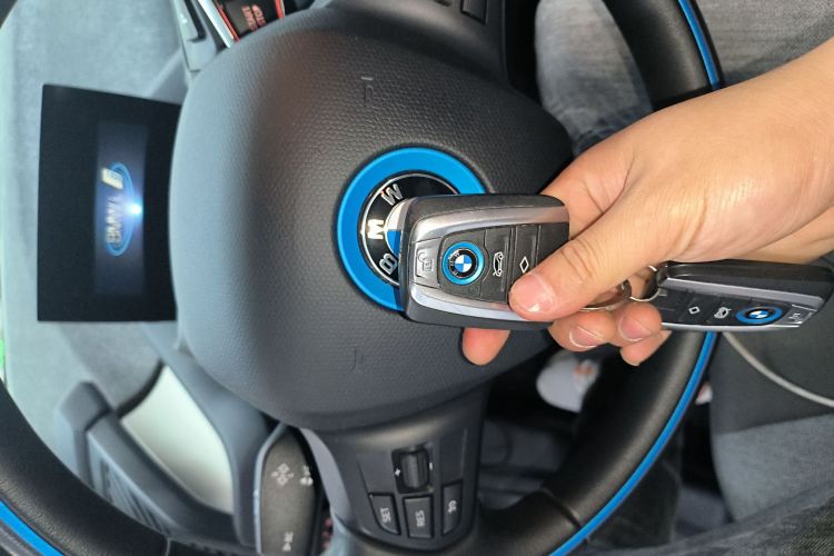 BMW i3 (Imported) 2018 immagine di auto #13