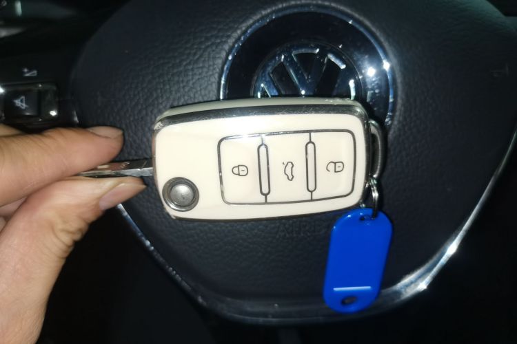 Volkswagen C-Trek 2018 immagine di auto #13