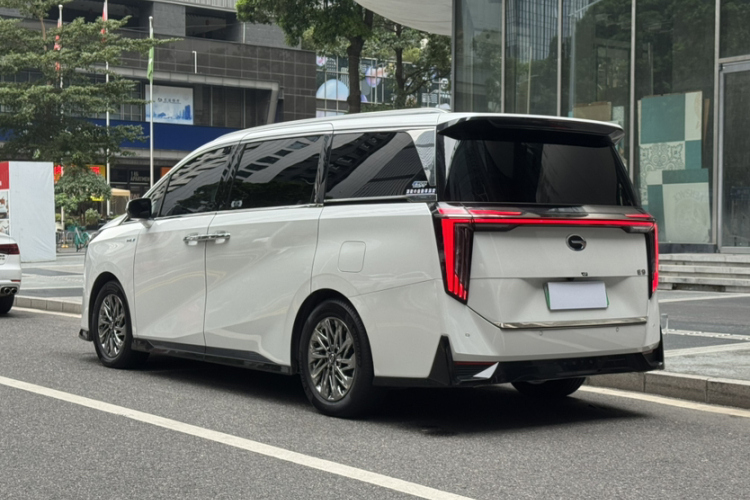 GAC Trumpchi E9 2023 imagem de carro #13