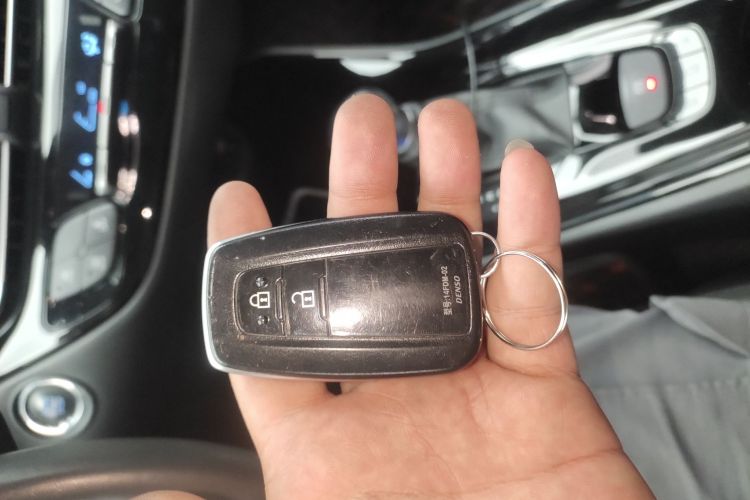 Toyota Izoa 2019 immagine di auto #13