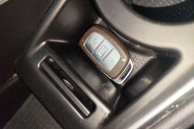 Hyundai Tucson (Imported) 2016 #13 Hyundai Tucson (Imported) 2016 car image #13