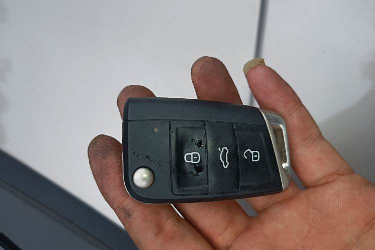 Volkswagen Tayron X 2022 #13 Volkswagen Tayron X 2022 car image #13