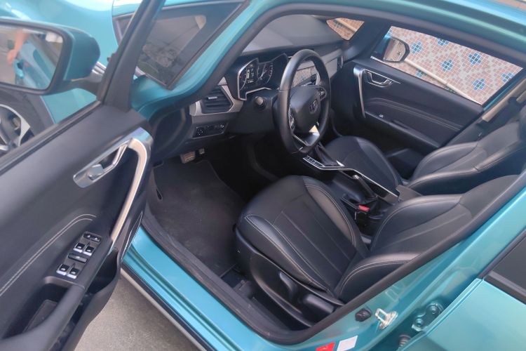 Vision X3 2019 car image #13