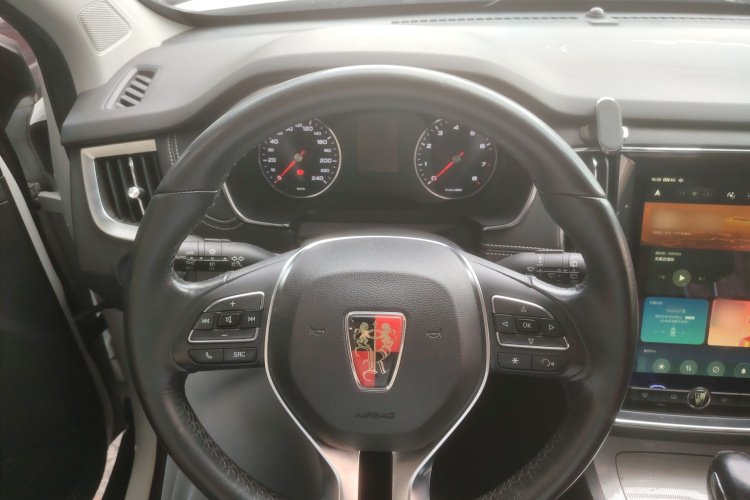 Roewe RX5 2016 изображение автомобиля #13