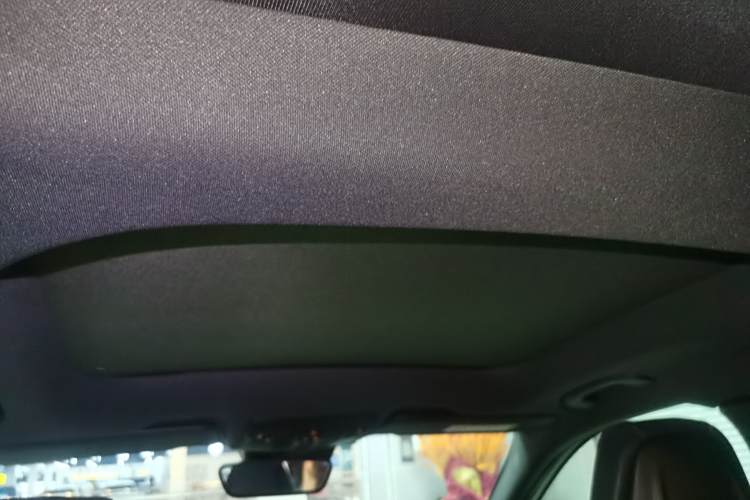 Mercedes-Benz GLA AMG 2018 car image #13