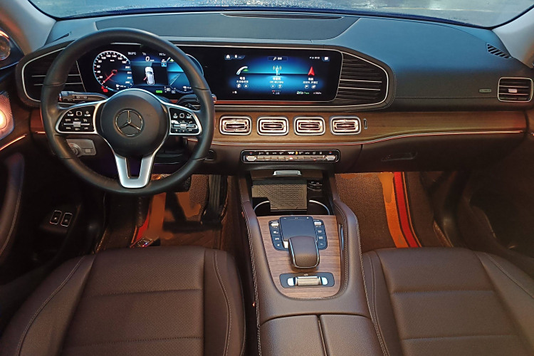 Mercedes-Benz GLE Class New Energy 2023 car image #13