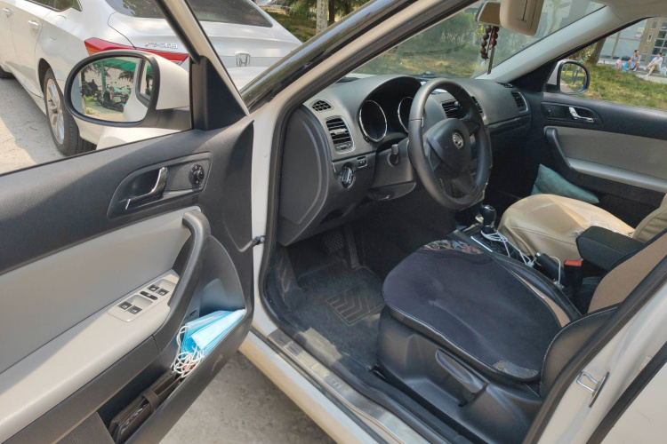 Skoda Yeti (Imported) 2017 car image #13