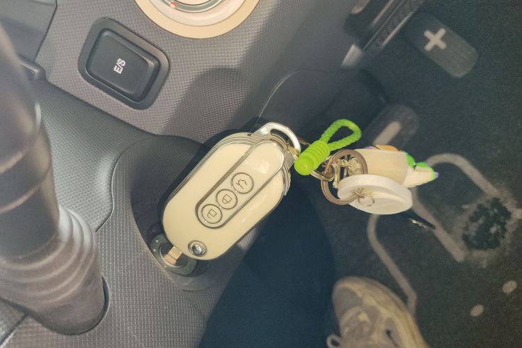 Wuling Hongguang MINI EV 2023 #13 Wuling Hongguang MINI EV 2023 car image #13