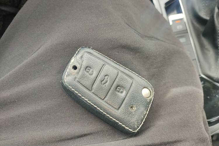 Volkswagen Tayron GTE 2021 car image #13