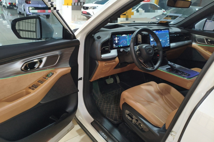 GAC Trumpchi ES9 2023 #13 GAC Trumpchi ES9 2023 car image #13