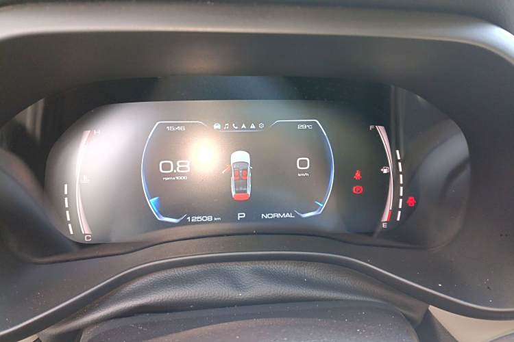 Haval Jolion 2021 car image #13