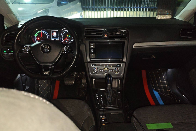 Volkswagen Golf Pure Electric 2021 #13 Volkswagen Golf Pure Electric 2021 image de voiture #13